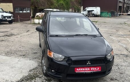 Mitsubishi Colt VI рестайлинг, 2010 год, 680 000 рублей, 1 фотография