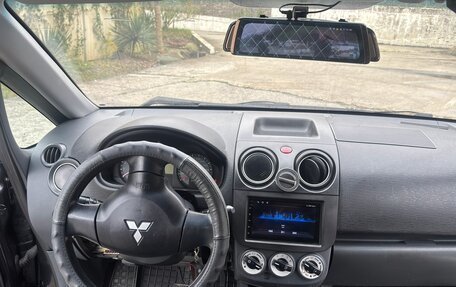 Mitsubishi Colt VI рестайлинг, 2010 год, 680 000 рублей, 5 фотография