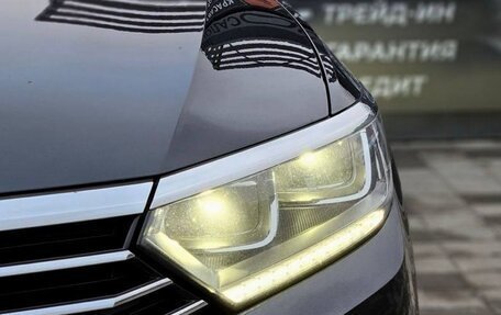 Volkswagen Passat B8 рестайлинг, 2018 год, 1 899 000 рублей, 2 фотография