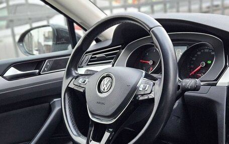 Volkswagen Passat B8 рестайлинг, 2018 год, 1 899 000 рублей, 25 фотография