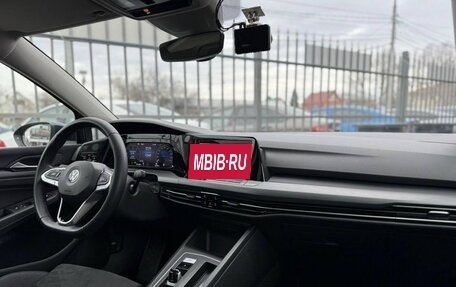 Volkswagen Golf VIII, 2021 год, 3 350 000 рублей, 19 фотография