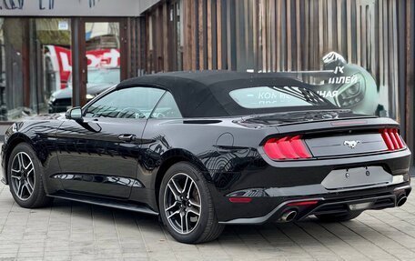 Ford Mustang VI рестайлинг, 2021 год, 3 799 000 рублей, 7 фотография