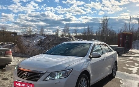 Toyota Camry, 2012 год, 2 050 000 рублей, 3 фотография