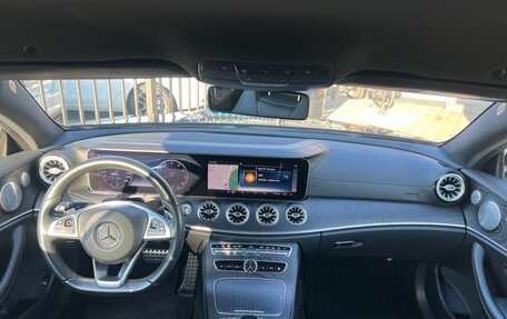 Mercedes-Benz E-Класс, 2018 год, 3 199 000 рублей, 22 фотография