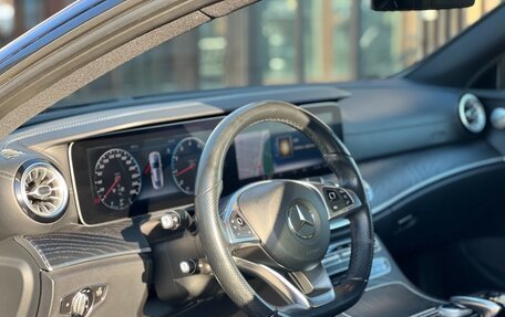 Mercedes-Benz E-Класс, 2018 год, 3 199 000 рублей, 28 фотография