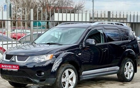 Mitsubishi Outlander III рестайлинг 3, 2008 год, 1 049 000 рублей, 2 фотография