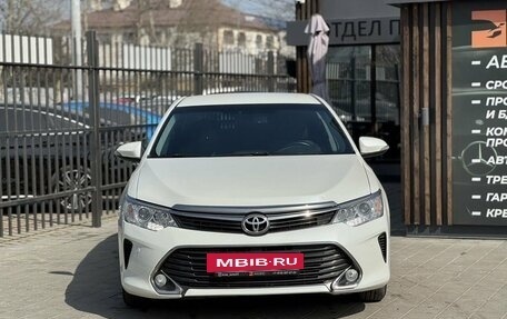 Toyota Camry, 2016 год, 1 830 000 рублей, 2 фотография