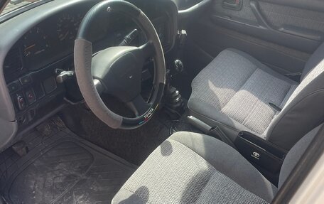 Toyota Land Cruiser 80 рестайлинг, 1993 год, 5 000 000 рублей, 9 фотография