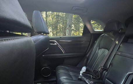 Lexus RX IV рестайлинг, 2017 год, 3 850 000 рублей, 14 фотография
