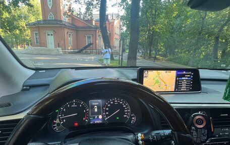 Lexus RX IV рестайлинг, 2017 год, 3 850 000 рублей, 10 фотография