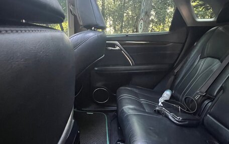 Lexus RX IV рестайлинг, 2017 год, 3 850 000 рублей, 15 фотография