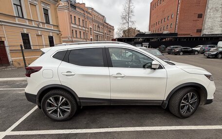 Nissan Qashqai, 2022 год, 2 300 000 рублей, 3 фотография