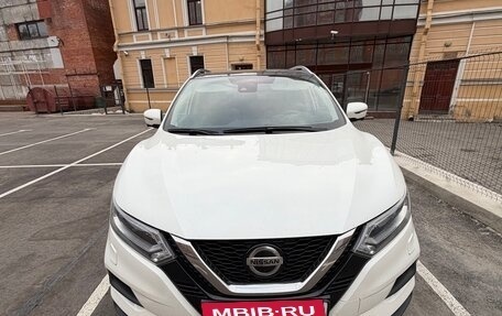 Nissan Qashqai, 2022 год, 2 300 000 рублей, 2 фотография