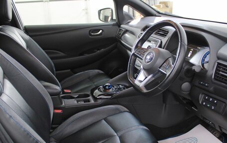 Nissan Leaf II, 2018 год, 1 690 000 рублей, 13 фотография