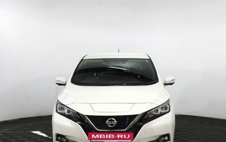 Nissan Leaf II, 2018 год, 1 690 000 рублей, 3 фотография