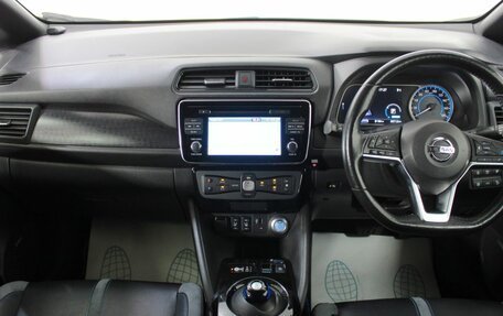 Nissan Leaf II, 2018 год, 1 690 000 рублей, 14 фотография