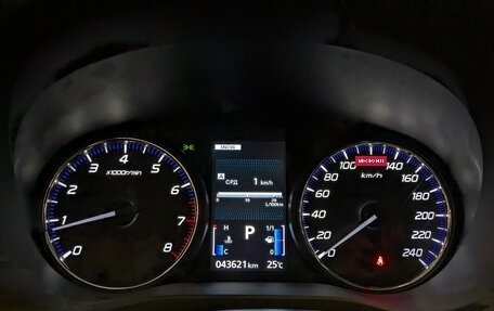 Mitsubishi Outlander III рестайлинг 3, 2020 год, 2 700 000 рублей, 15 фотография