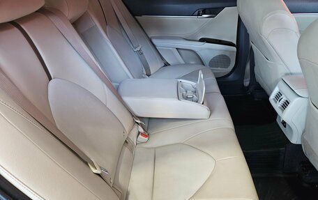 Toyota Camry, 2020 год, 2 900 000 рублей, 13 фотография