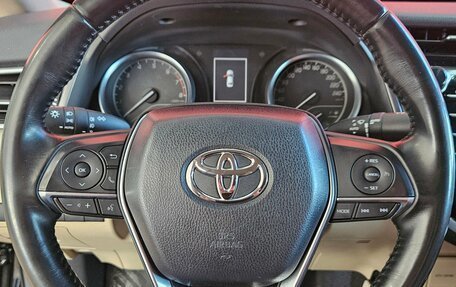 Toyota Camry, 2020 год, 2 900 000 рублей, 11 фотография