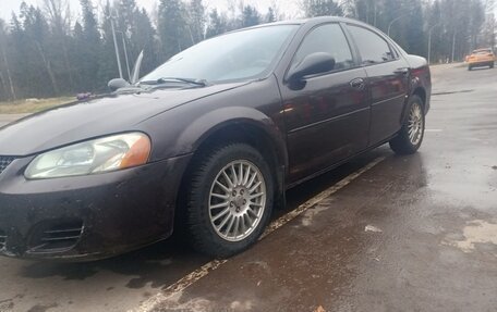 Dodge Stratus II, 2004 год, 280 000 рублей, 1 фотография