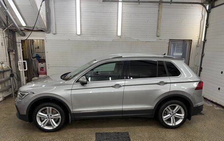 Volkswagen Tiguan II, 2021 год, 3 950 000 рублей, 16 фотография
