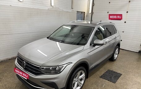 Volkswagen Tiguan II, 2021 год, 3 950 000 рублей, 15 фотография