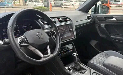 Volkswagen Tiguan II, 2022 год, 4 200 000 рублей, 9 фотография