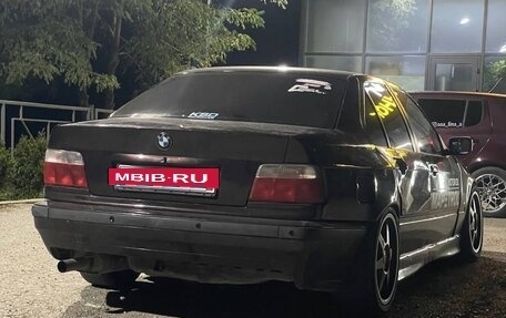 BMW 3 серия, 1991 год, 650 000 рублей, 7 фотография
