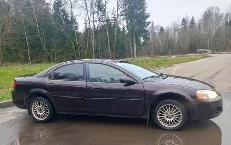 Dodge Stratus II, 2004 год, 280 000 рублей, 4 фотография