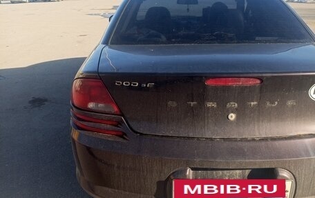 Dodge Stratus II, 2004 год, 280 000 рублей, 16 фотография