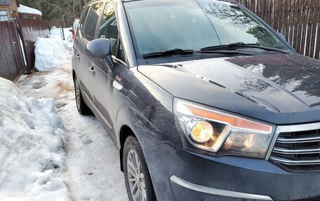 SsangYong Stavic, 2014 год, 1 800 000 рублей, 7 фотография