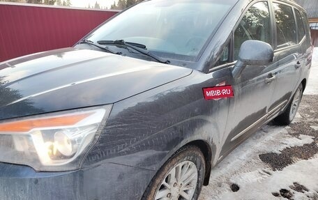 SsangYong Stavic, 2014 год, 1 800 000 рублей, 8 фотография