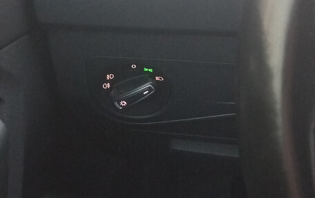 Volkswagen Tiguan II, 2019 год, 2 030 000 рублей, 13 фотография