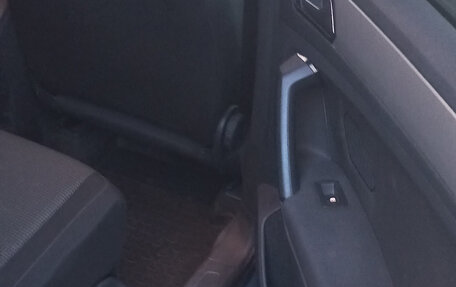 Volkswagen Tiguan II, 2019 год, 2 030 000 рублей, 24 фотография