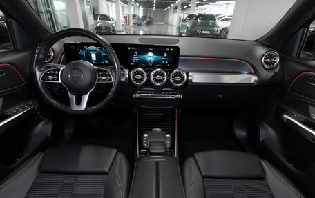 Mercedes-Benz GLB, 2020 год, 3 980 000 рублей, 8 фотография