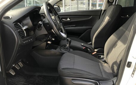 KIA Rio IV, 2018 год, 1 230 000 рублей, 9 фотография