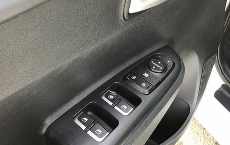 KIA Rio IV, 2018 год, 1 230 000 рублей, 16 фотография