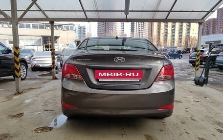 Hyundai Solaris II рестайлинг, 2016 год, 800 000 рублей, 18 фотография