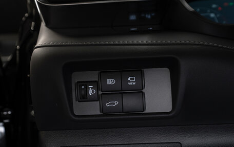 Toyota Highlander, 2026 год, 6 000 000 рублей, 26 фотография