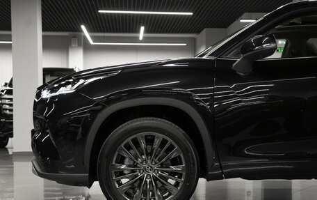 Toyota Highlander, 2026 год, 6 000 000 рублей, 29 фотография