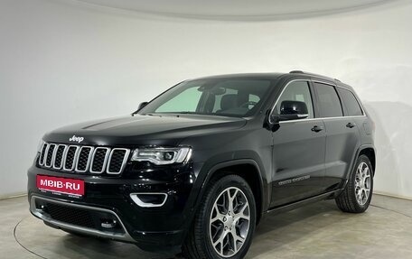 Jeep Grand Cherokee, 2021 год, 7 500 000 рублей, 1 фотография