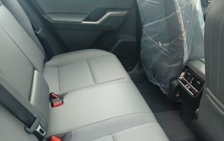 Toyota RAV4, 2025 год, 4 900 000 рублей, 11 фотография