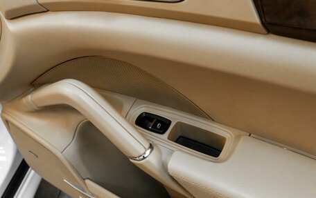 Porsche Cayenne III, 2010 год, 2 199 000 рублей, 28 фотография