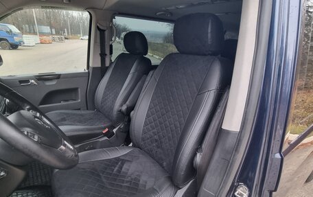 Volkswagen Caravelle T6 рестайлинг, 2015 год, 2 285 000 рублей, 8 фотография