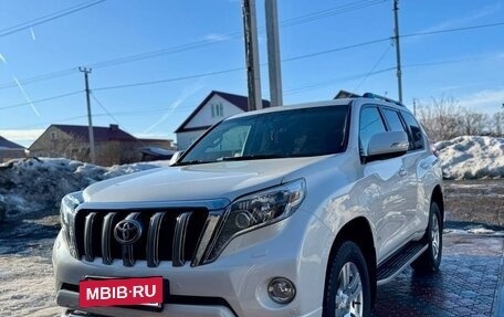 Toyota Land Cruiser Prado 150 рестайлинг 2, 2015 год, 4 300 000 рублей, 9 фотография