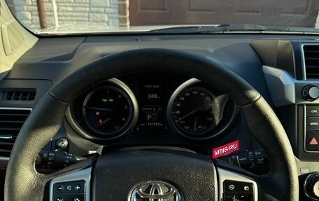 Toyota Land Cruiser Prado 150 рестайлинг 2, 2015 год, 4 300 000 рублей, 23 фотография