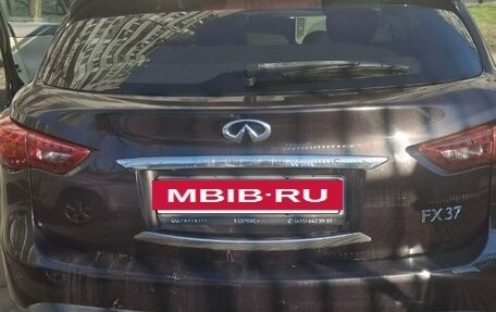 Infiniti FX II, 2010 год, 1 850 000 рублей, 4 фотография