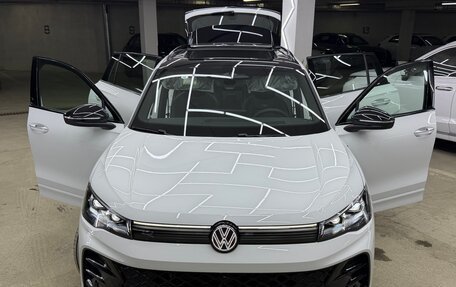 Volkswagen Tiguan, 2026 год, 4 900 000 рублей, 15 фотография