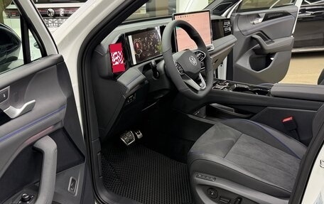 Volkswagen Tiguan, 2026 год, 4 900 000 рублей, 17 фотография