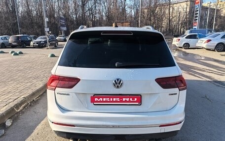 Volkswagen Tiguan II, 2018 год, 2 550 000 рублей, 5 фотография